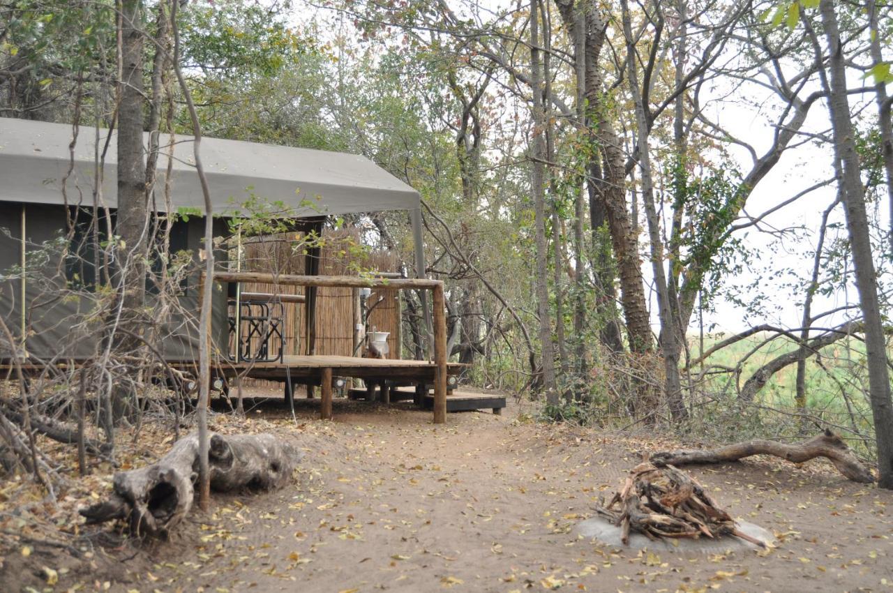 Askiesbos - Samochima Bush Camp Shakawe Buitenkant foto