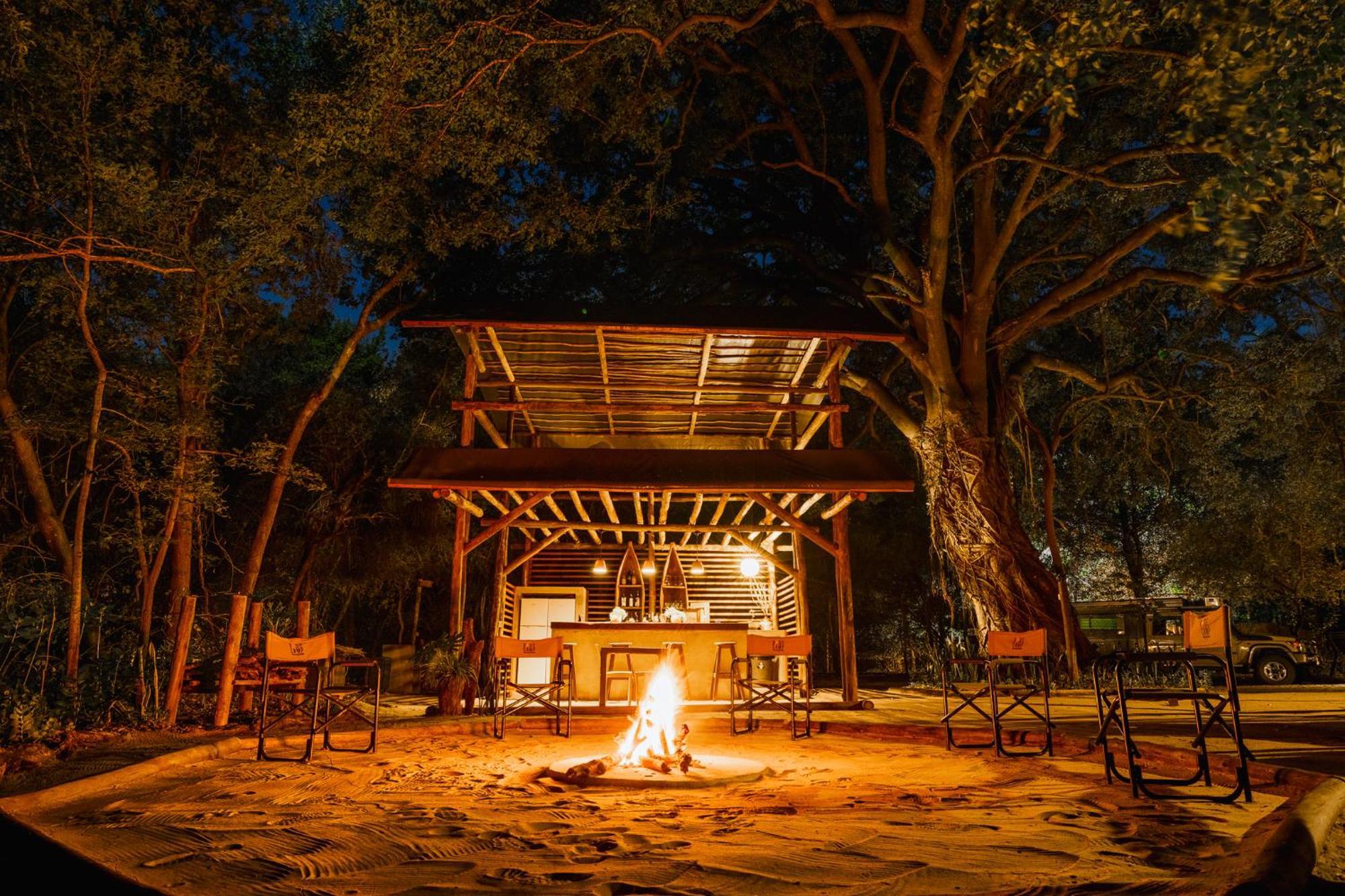 Askiesbos - Samochima Bush Camp Shakawe Buitenkant foto