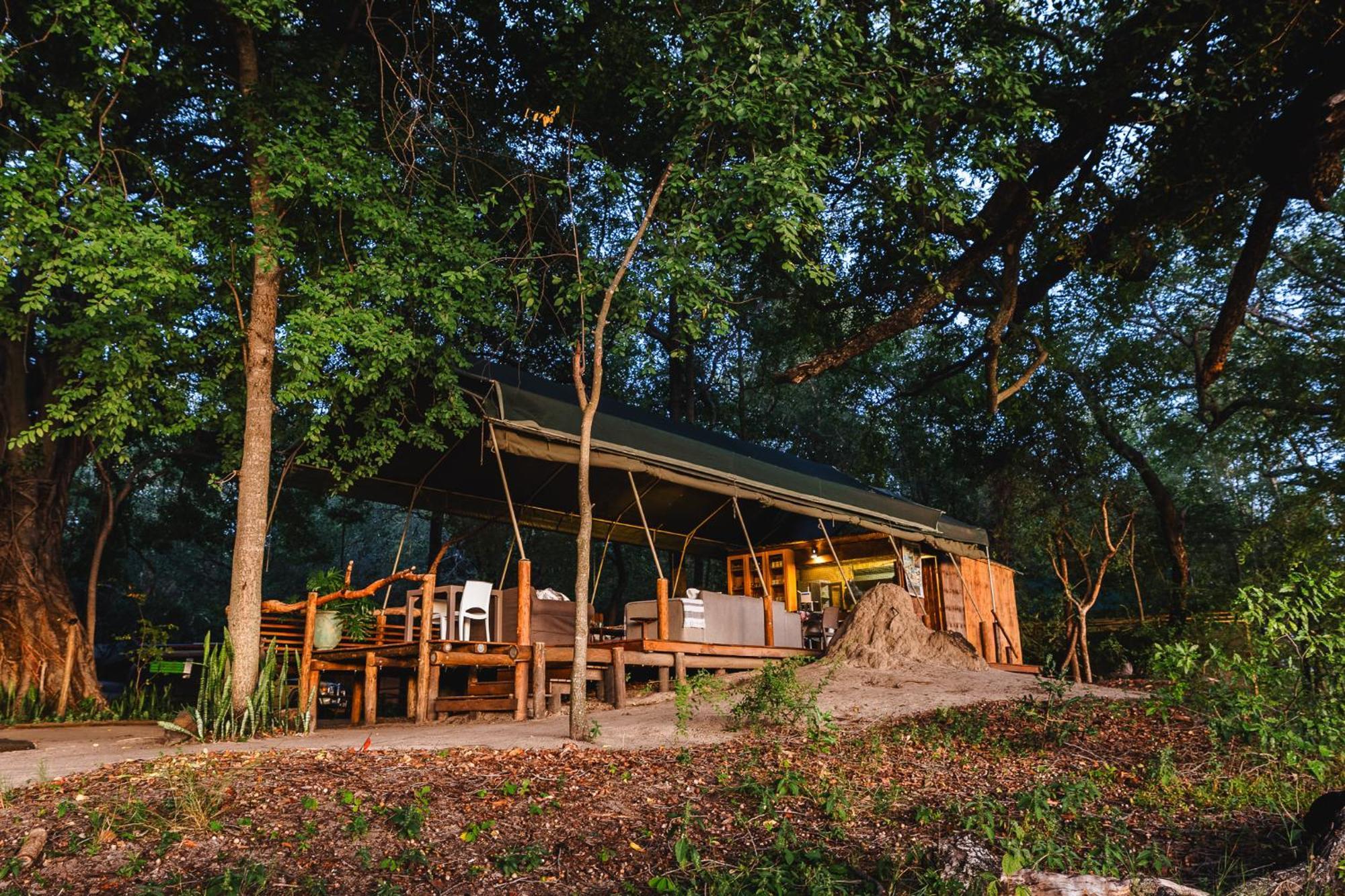Askiesbos - Samochima Bush Camp Shakawe Buitenkant foto